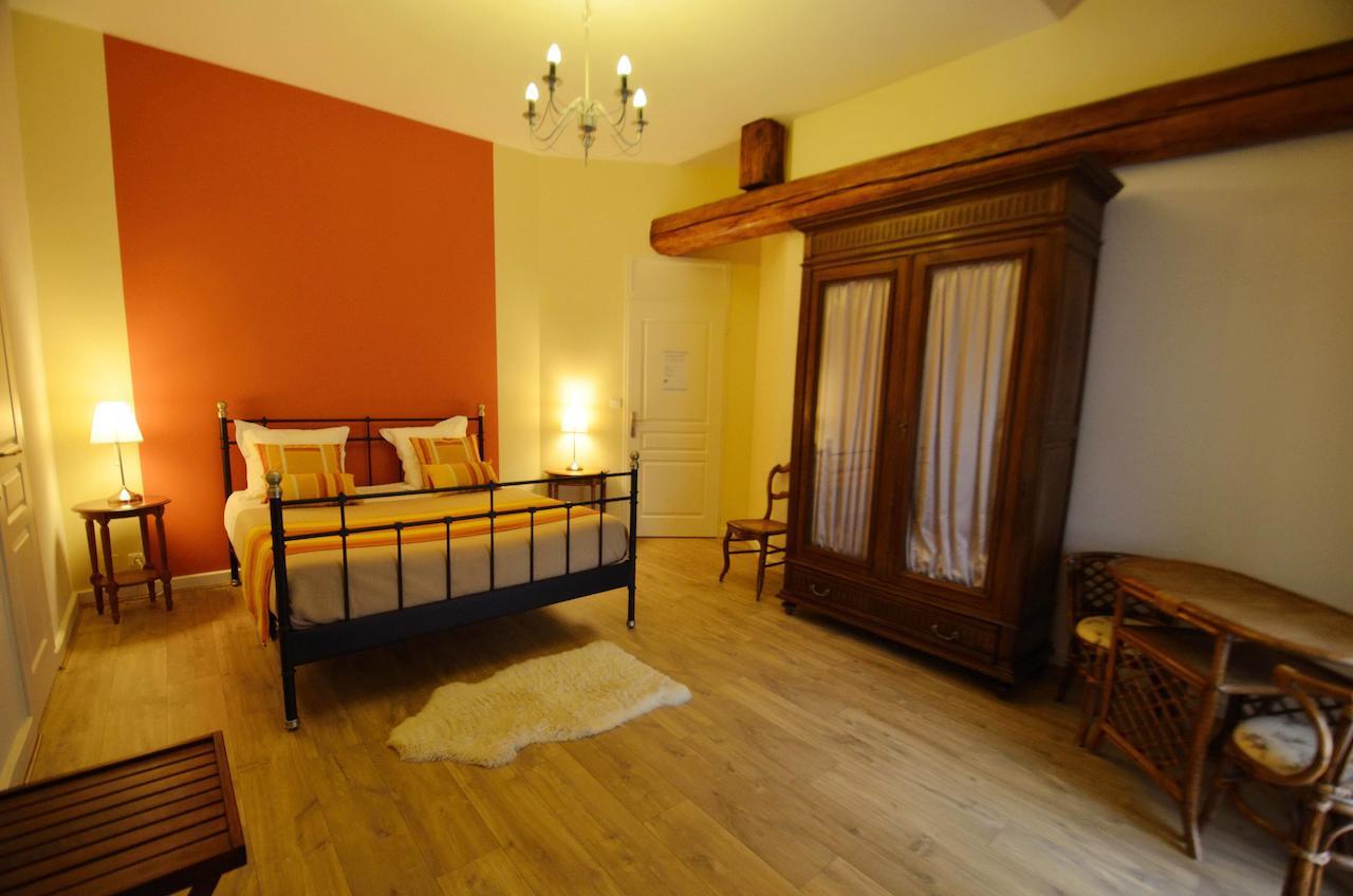 Chambre D'Hotes Le Jardin Des Pierres Dorees Marcy Kültér fotó